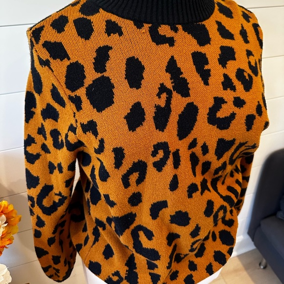 Who What Wear target knit leopard sweater 1X - Picture 2 of 8